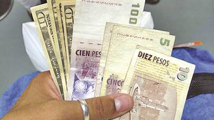 La Banda- empleada domeacutestica robo 2000 doacutelares y terminoacute presa