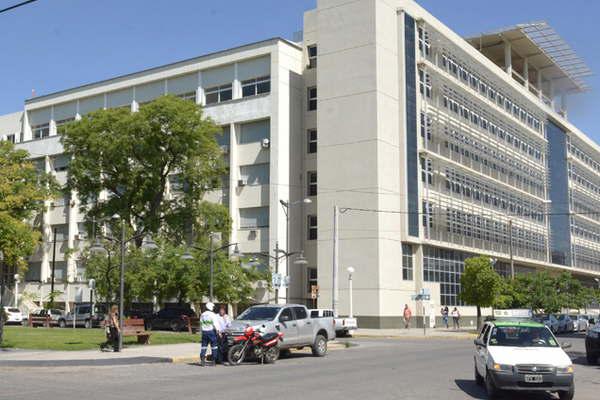 Los conjuntos inmobiliarios- su tratamiento legal sus restricciones y limitaciones