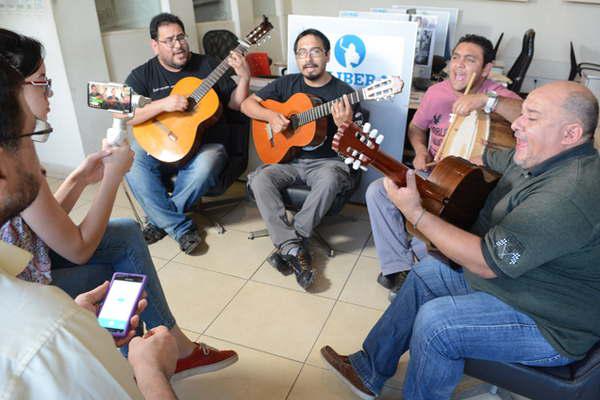 Salitral- Nuestro folclore sigue siendo una muacutesica fuerte 