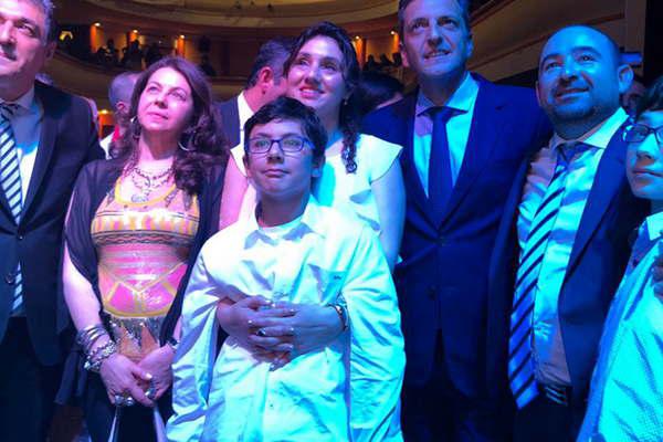 Mirolo asumioacute un nuevo mandato con Massa como invitado especial