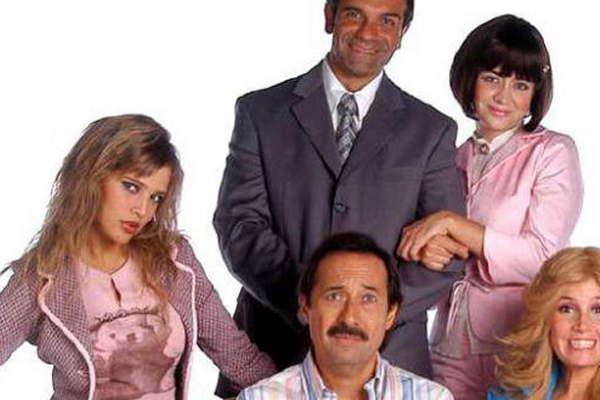 La exitosa sitcom Casados con hijos se convertiraacute en una obra de teatro de la mano de Yankelevich 