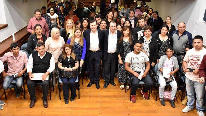 Micro emprendimientos para Capital Banda e Interior fueron entregados por el Gobernador