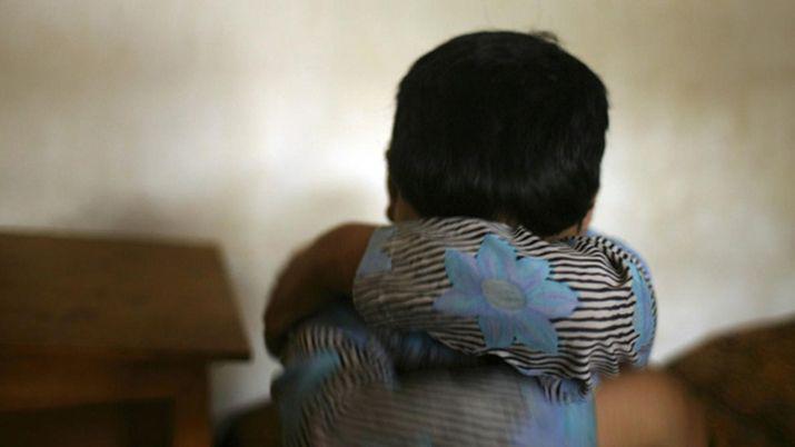 Denunciaron a un joven de 13 antildeos por abusar de un nene de 4