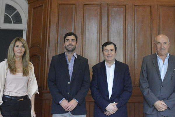 Zamora tuvo una reunioacuten protocolar con el titular de la Anses