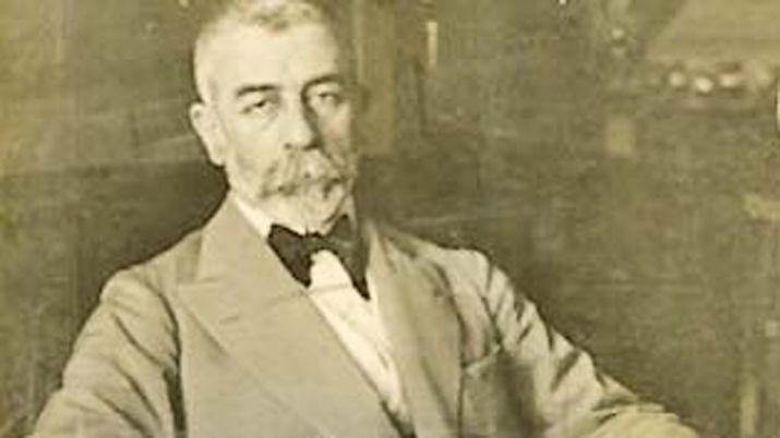 Joaquiacuten Viacutector Gonzaacutelez- el primer constitucionalista argentino