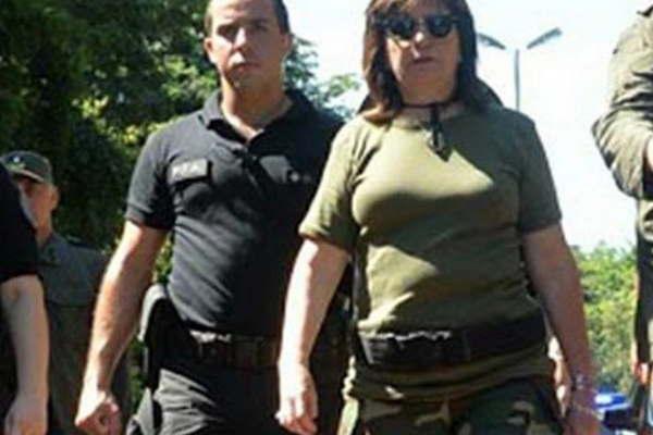 Criacuteticas de la oposicioacuten a dichos de Bullrich sobre la portacioacuten de armas