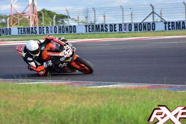 Voliria y Paredes fueron los maacutes veloces en pista