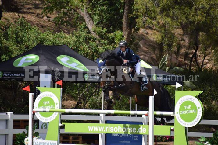 El jinete Mximo Augusto Toviggino representó a Santiago del Estero