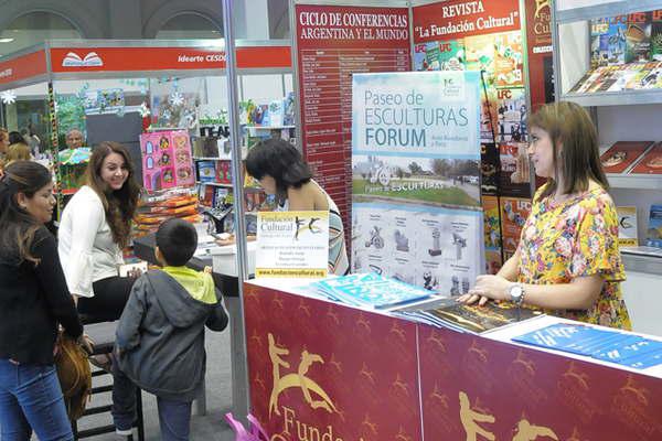 Invitan a las escuelas de la provincia a participar de la novena Feria del Libro 