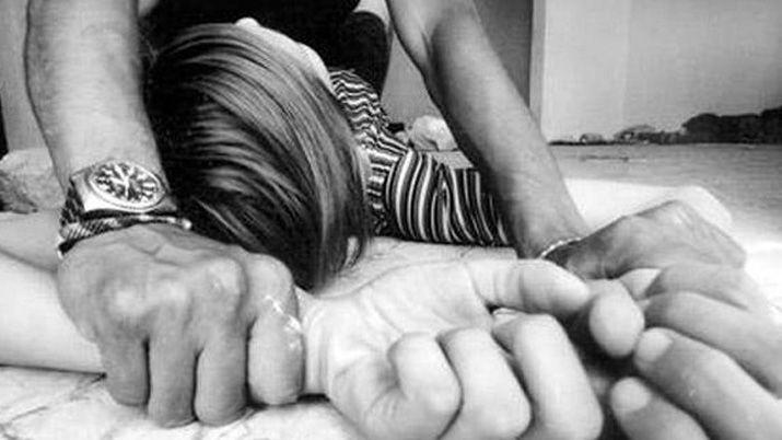 La joven confesó que sufre abusos desde niña