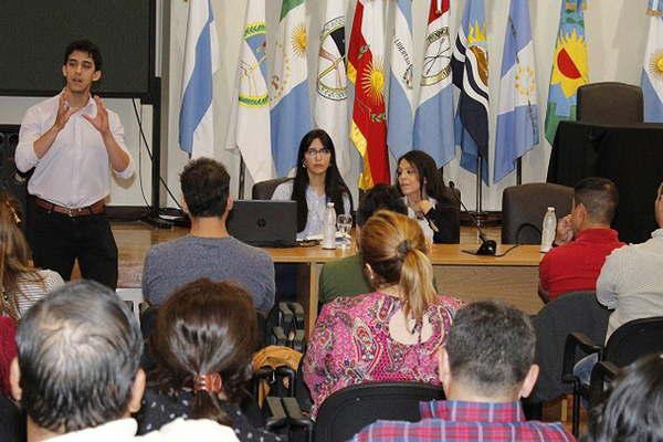 La adopcioacuten en la visioacuten de quienes desean ser padres 