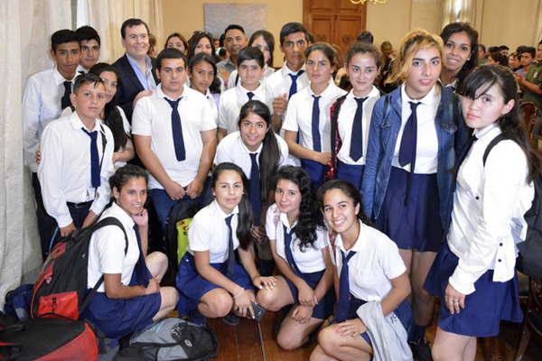 Estudiantes visitaron a Zamora
