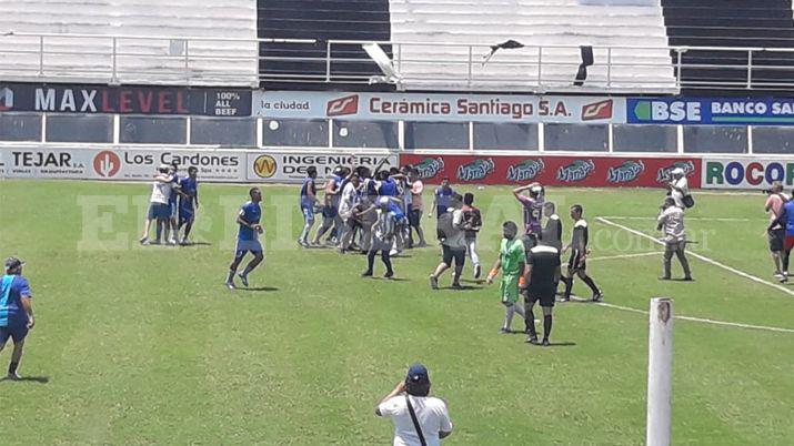 Sportivo Fernaacutendez se consagroacute campeoacuten por la Recopa Santiago