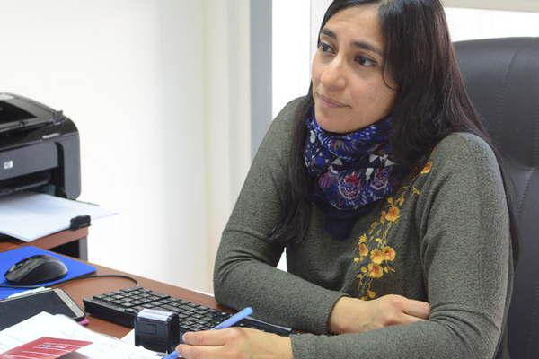 Le propinoacute una golpiza a su pareja mientras ella dormiacutea y la amenazoacute