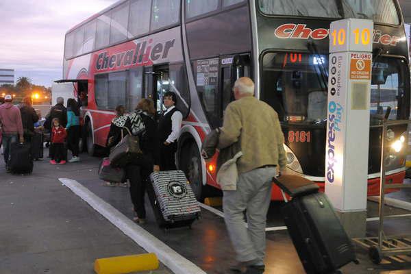 En diciembre el boleto en micro a Buenos Aires aumentaraacute 30-en-porciento-