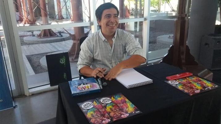 Muestra del historietista santiaguentildeo Pablo Aacutelvarez