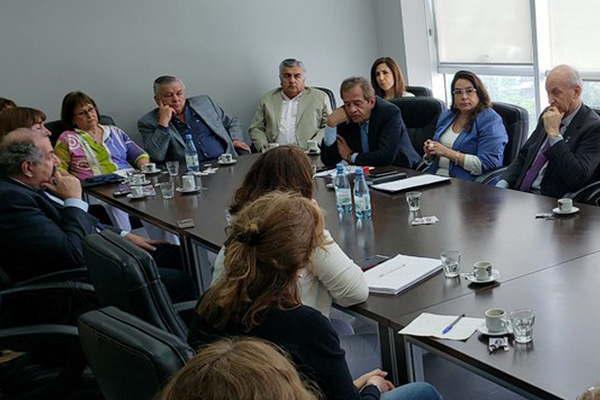 Agricultura Familiar- legisladores piden reincorporacioacuten de despedidos