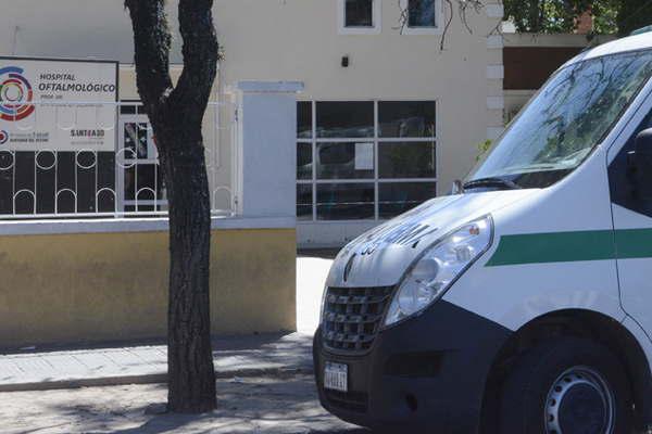 Peluquero volviacutea de ver a su novia lo atacaron a hondazos y perdioacute un ojo