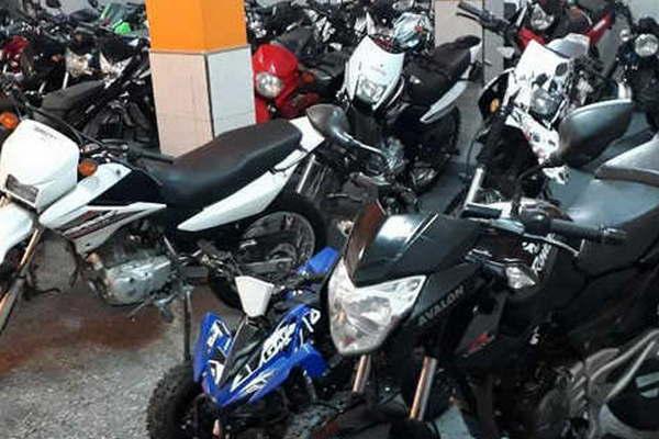 La comercializacioacuten  de motocicletas usadas crecioacute 192-en-porciento- en octubre