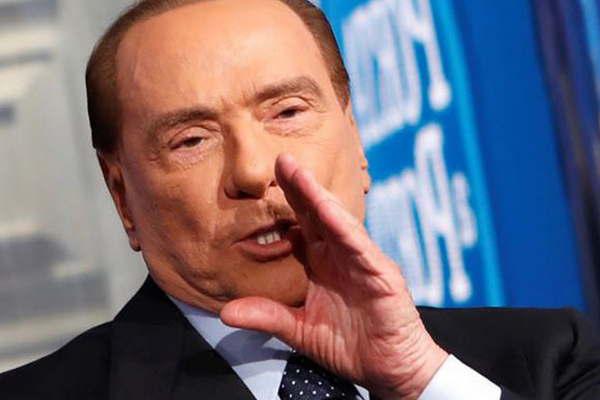 Juzgaraacuten a Berlusconi por pagar a testigos para mentir en causa judicial