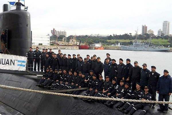 Quieacutenes eran los 44 tripulantes del ARA San Juan y que quedaraacuten en el recuerdo de los argentinos