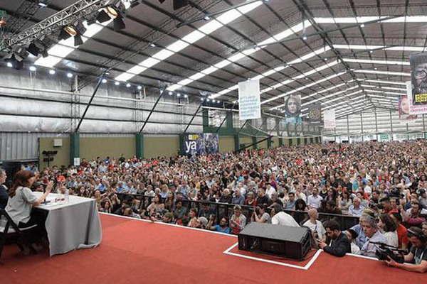 Cristina cuestionoacute el neoliberalismo que le atribuyoacute a Macri