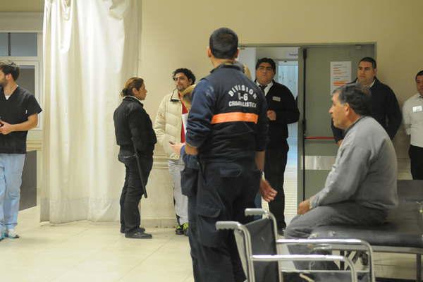 Enfermero del Regional recibioacute una golpiza de familiares de un herido