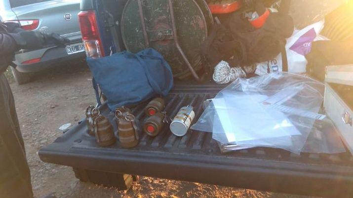 Encuentran un bolso con granadas debajo de un tren