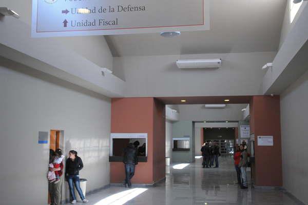 Menores eran salvajemente maltratados por su padre