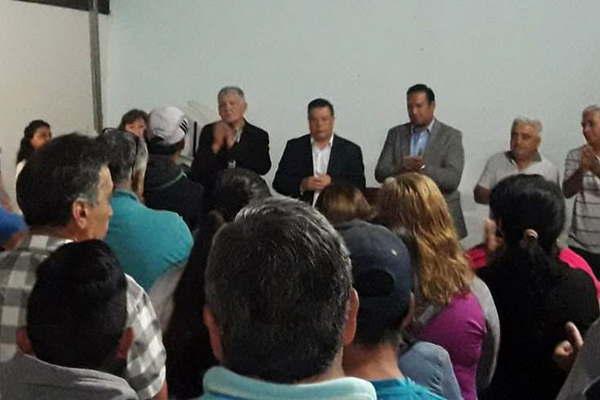 En Clodomira se anuncioacute el pago del bono a municipales