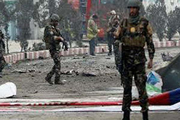 Grave atentado en Afganistaacuten- 50 viacutectimas
