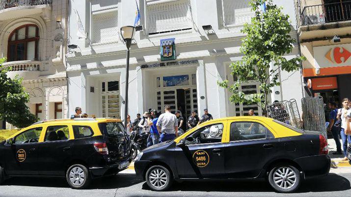 En medio de una protesta de taxistas Afa confirmoacute su viacutenculo con Uber