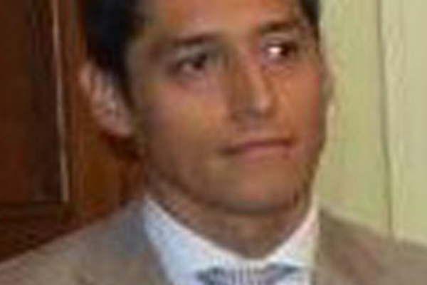 Le quiso robar a la Virgen y sufrioacute cortes en la mano