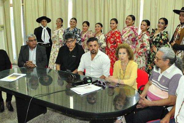 Presentaron el Pre Cosquiacuten 2019 que se realizaraacute en la provincia