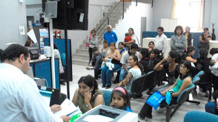 Daraacuten bono de fin de antildeo a beneficiarios de AUH