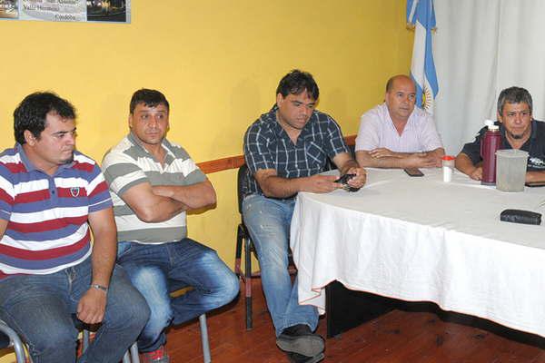 Hoy se reuacutenen UTA y empresas en Secretariacutea de Trabajo para analizar el futuro del transporte