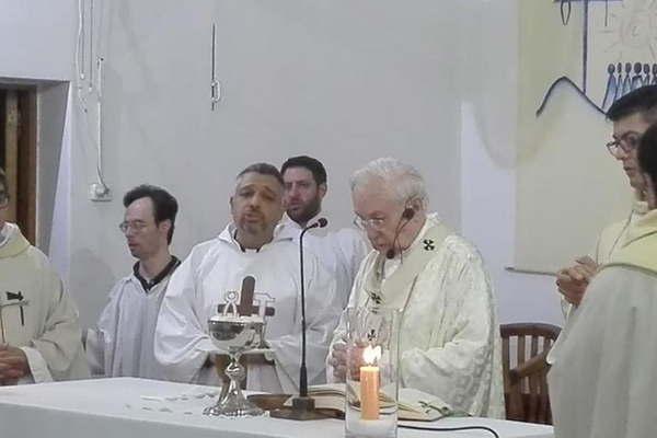 Ordenaron a un nuevo sacerdote para Las Termas de Riacuteo Hondo