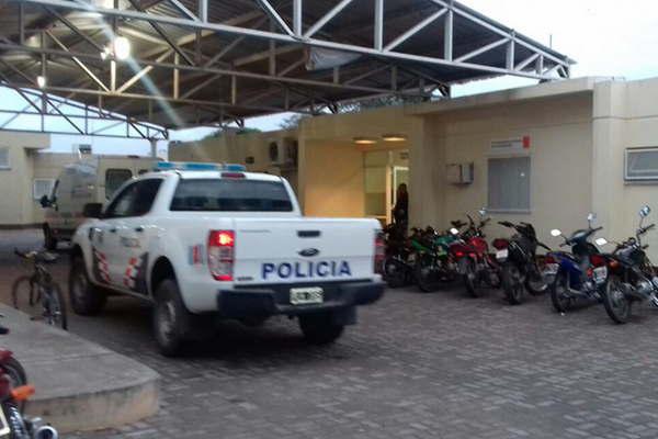 Un remisero llegoacute con una  mujer sin vida al Hospital Zonal 