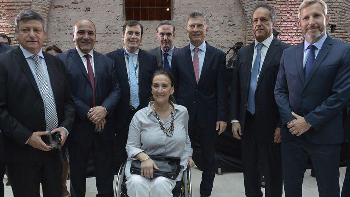 El Gobernador Zamora en la recepcioacuten al primer ministro de Italia Giuseppe Conte