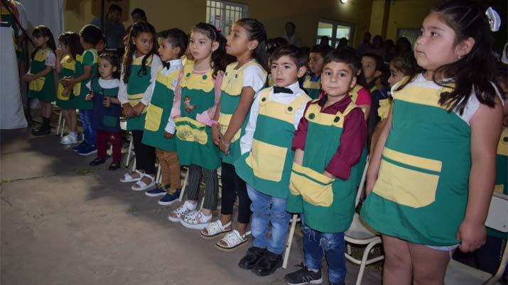 Jardines municipales de Ojo de Agua cerraron el ciclo lectivo