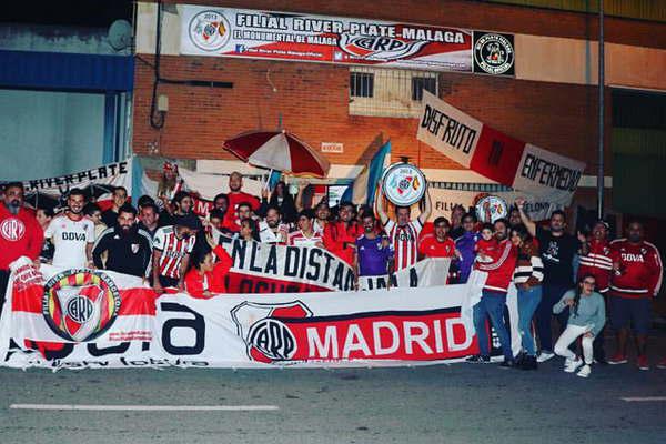 Un gasto de 5000 euros entre viaje y alojamiento