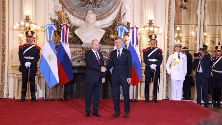 El presidente Macri se reunioacute con Vladimir Putin