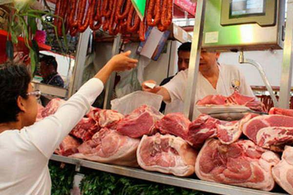 Se preveacute en enero un ajuste en el precio de las carnes rojas por una baja en la produccioacuten de los feed lots
