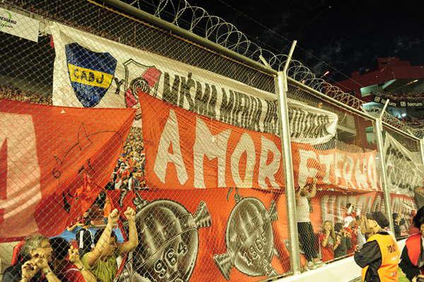 Los hinchas contra River Boca y Conmebol