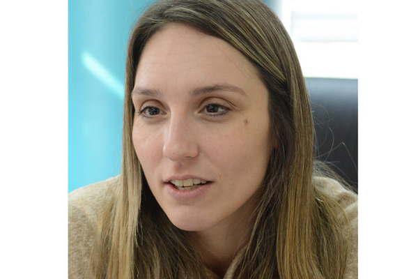 Detienen al patroacuten por embarazo de una menor de 15 antildeos