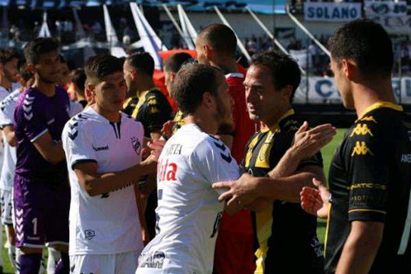 Deslucido empate sin goles entre Quilmes y Santamarina