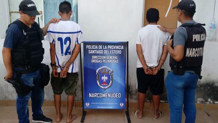 Detienen a dos sujetos que teniacutean pedido de captura en Tucumaacuten