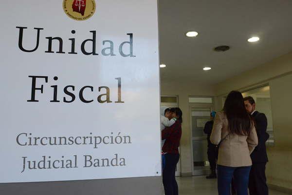 Depravado habriacutea violado a su hermana de 11 antildeos