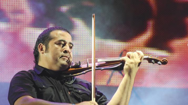 Neacutestor Garnica- Me halaga mucho que hayan usado mi muacutesica