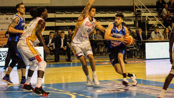 Quimsa sufrioacute pero arrancoacute con el pie derecho de visitante